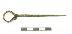 AI-4444:148 Lehjma-Loo II tarandkalme, karjasekeppnõel (f. Mari-Liis Posti)