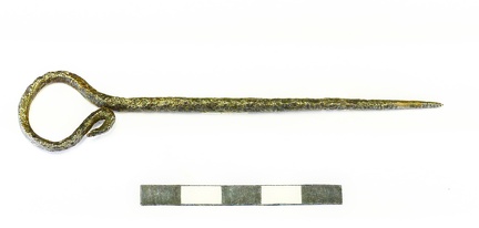 AI-4444:148 Lehjma-Loo II tarandkalme, karjasekeppnõel (f. Mari-Liis Posti)