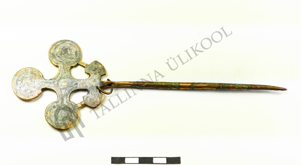 AI-5295:XIV:121 Raatvere kalme, kaksikristpeaga ehtenõel (f. Mari-Liis Posti)