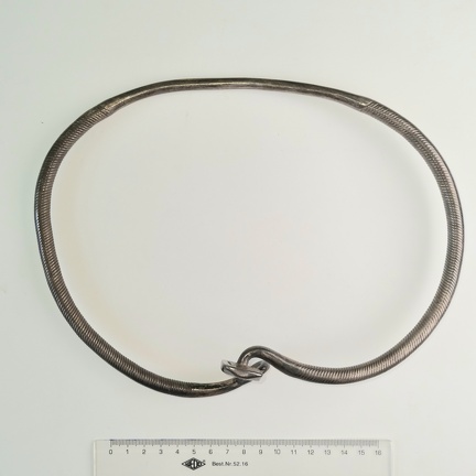 AI-1685:2 Permi kubermang, nn. Permi tüüpi kaelavõru (f. Heikki Pauts)