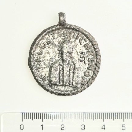 AI-955 Vastseliina, tinast ripats (f. Heikki Pauts)